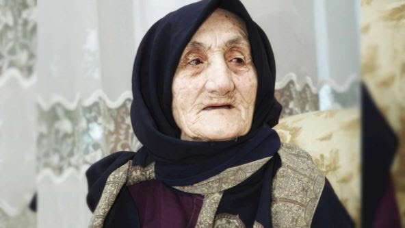 NEPISMENA ŽENA SA SELA JE ODGAJALA GENIJA: Ovako je “staričica” vaspitanjem utkala mudrost u Sergeja Jesenjina