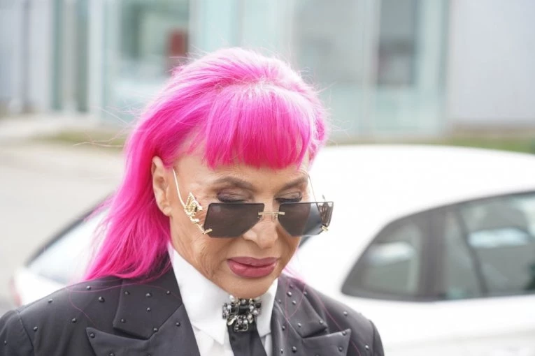 ZORICA BRUNCLIK NE LIČI NA SEBE: Pojavio se ŠOK-SNIMAK, svi se pitaju šta joj se desilo?! (VIDEO)