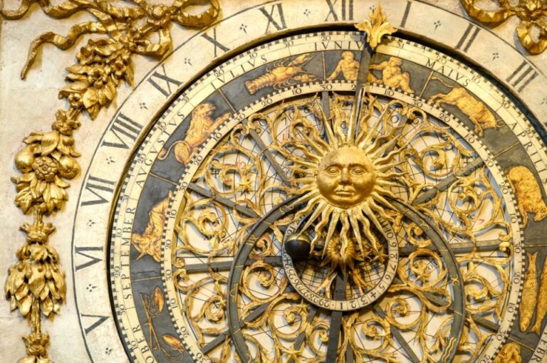 Astro prognoza za april 2026. po starom slovenskom horoskopu: Ovim znacima će se sve srušiti, da bi naučili važne životne lekcije